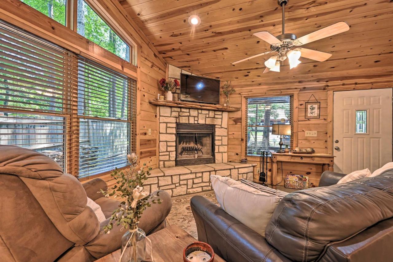 Broken Bow Azalea House - Forest Gem With Hot Tub! 외부 사진